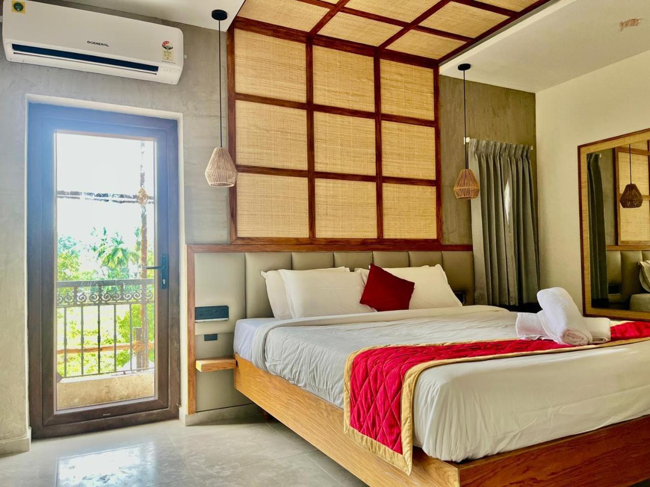 Hotel Castle Manor - Auroville Beach Pondichéry Extérieur photo